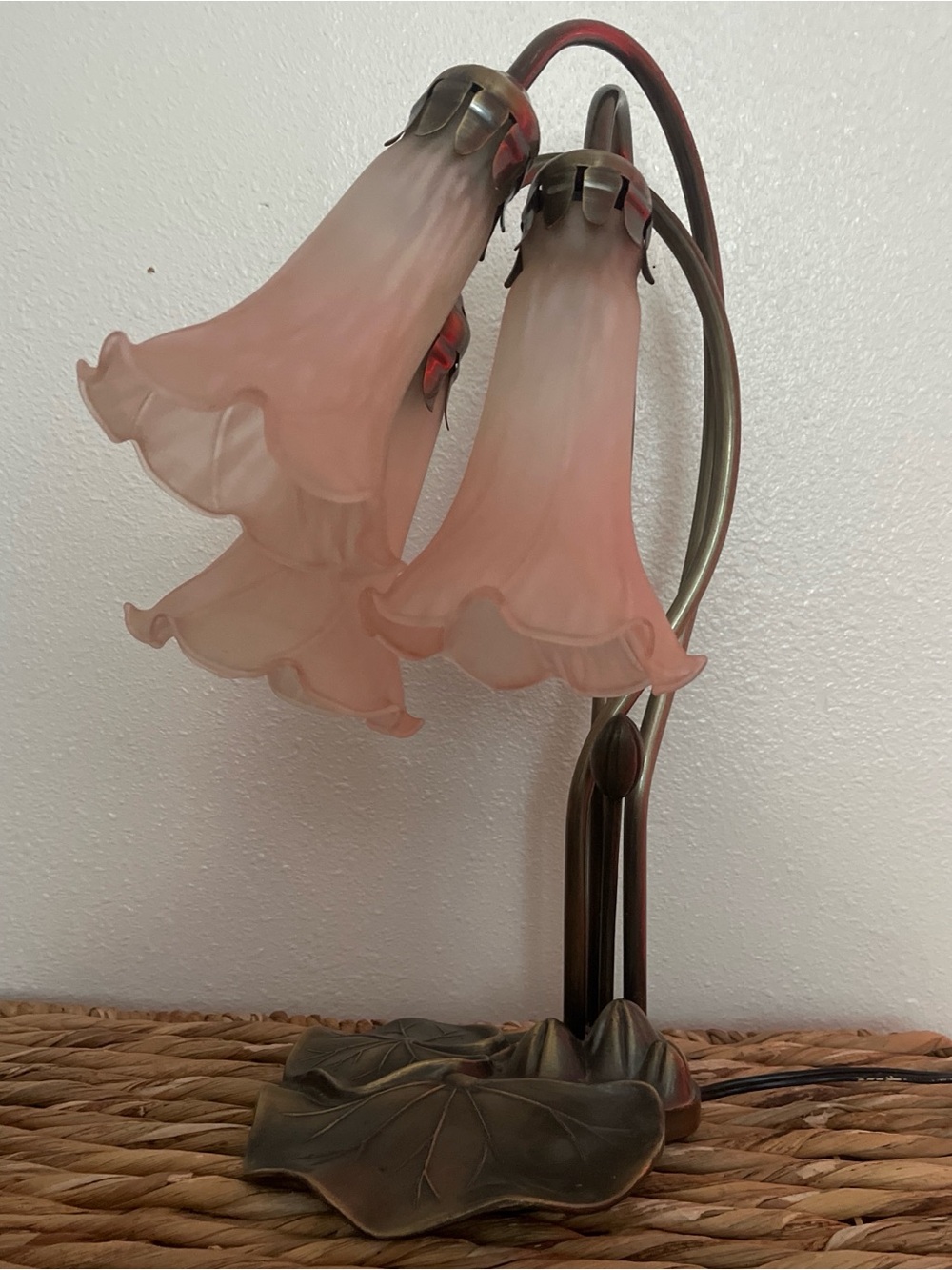 Vintage Art Nouveau Pink Glass Lily Table Lamp